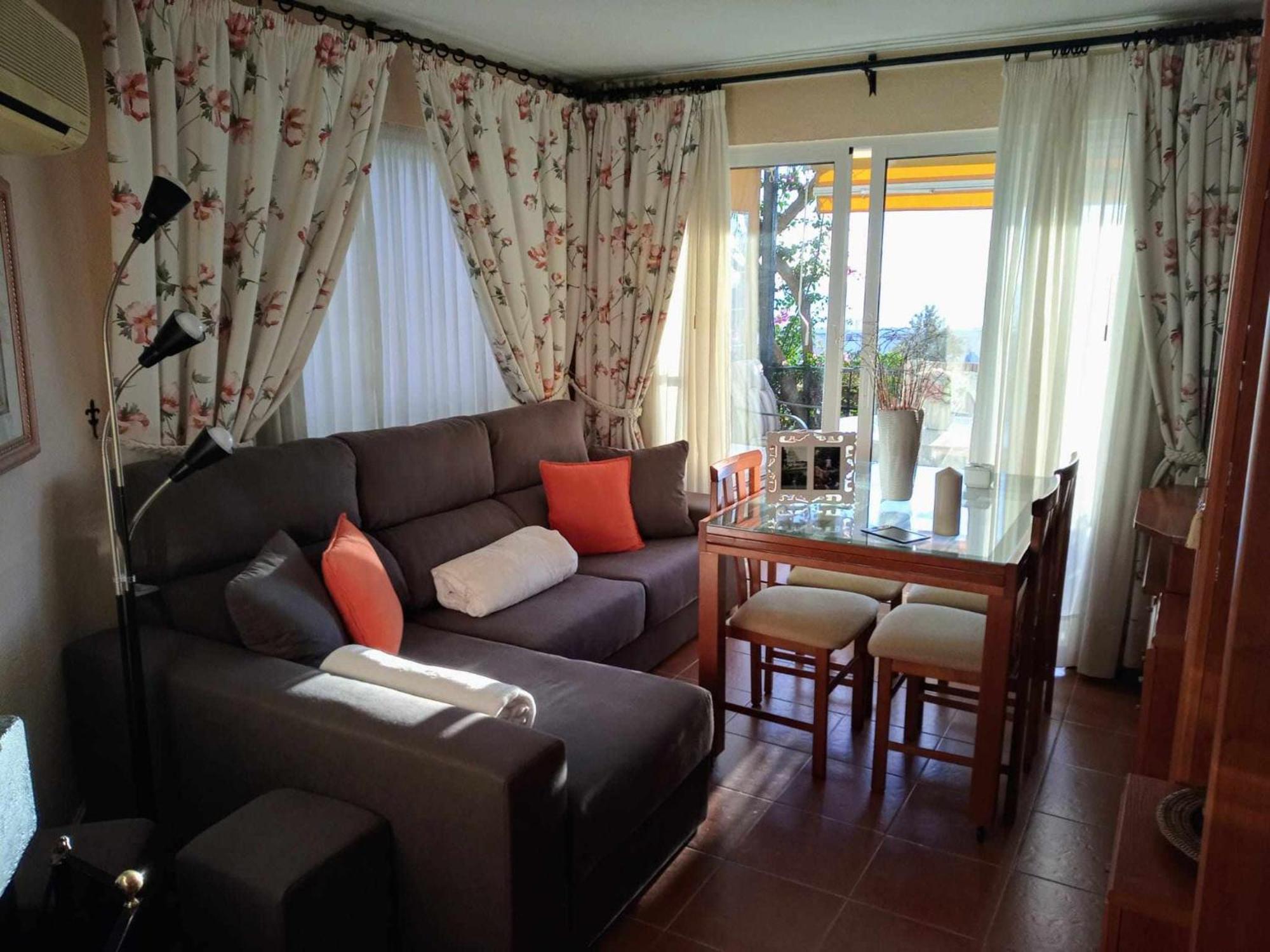 La Carihuela A 5 Minutos De La Playavistas Al Mar Appartement Torremolinos Buitenkant foto