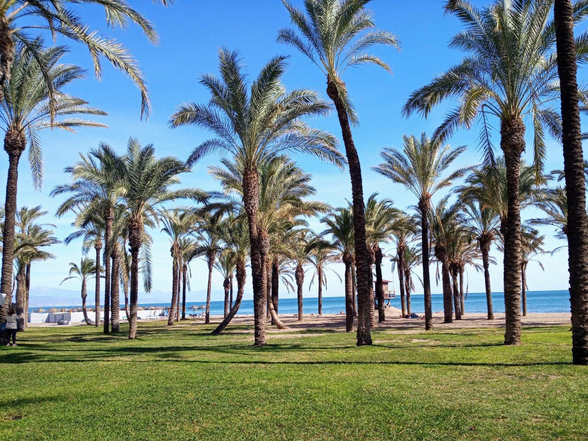 La Carihuela A 5 Minutos De La Playavistas Al Mar Appartement Torremolinos Buitenkant foto